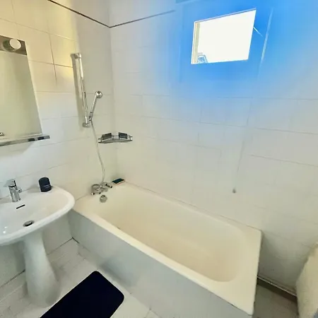 Au Mignonnet Apartment